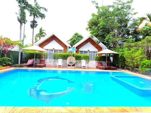 Kampot Hotel | NanaSky Kampot Residence