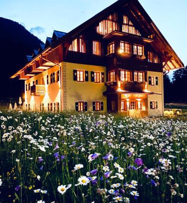 Dobbiaco Hotel | Natura Boutique Chalet Wellness SPA