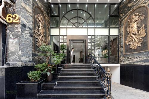 Dich Vong Hotel | Nature Hanoi Apartment
