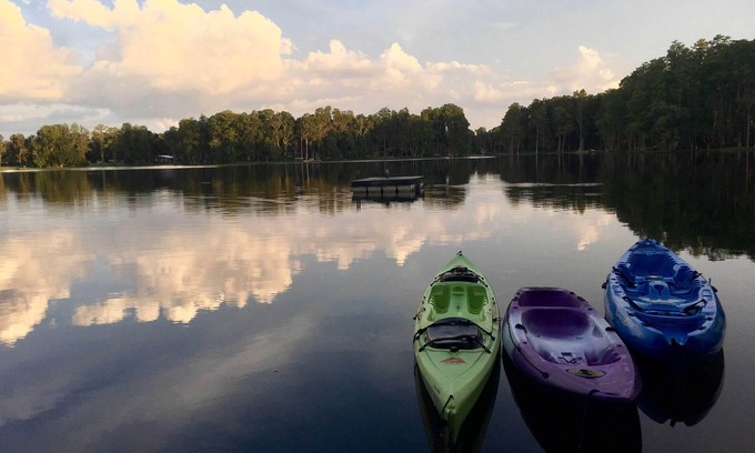Lutz House | Nature Lover's Paradise - Private suite on Lakeside Homstead