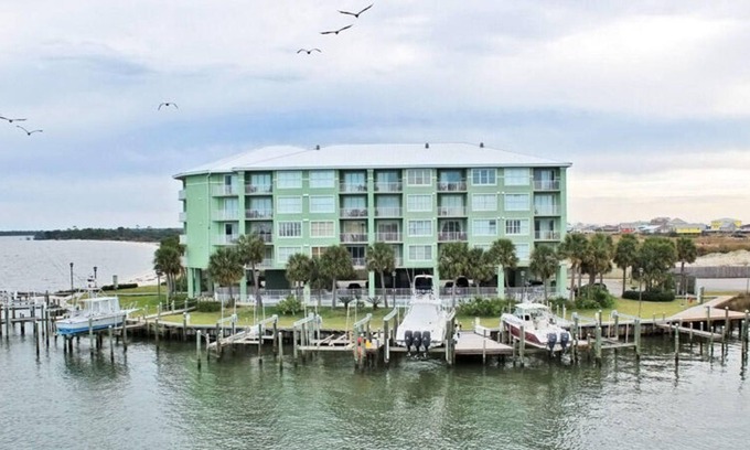 Fort Morgan Condo | Navy Cove Harbor 2213 by Youngs Suncoast