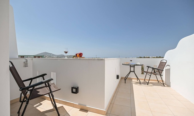 Naxos Town Hotel | Naxian Air