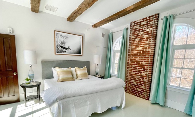 Hampton Condo | 'NEPTUNE' by WanderWow