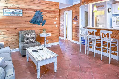 St. George Island Apartment | Neptunes Palace B-2