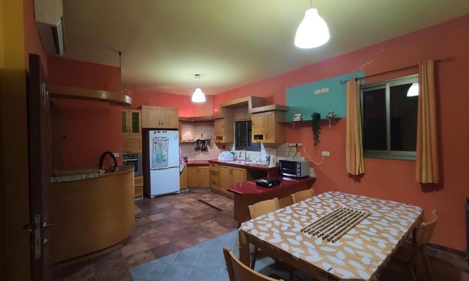 Haifa Hostel | Nest House Haifa