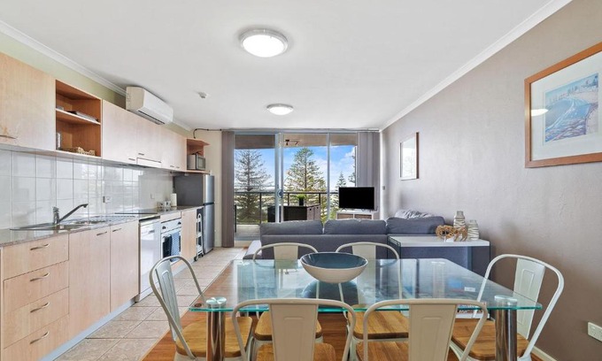 The Entrance Apartment | Nesuto Apartment Unit 515