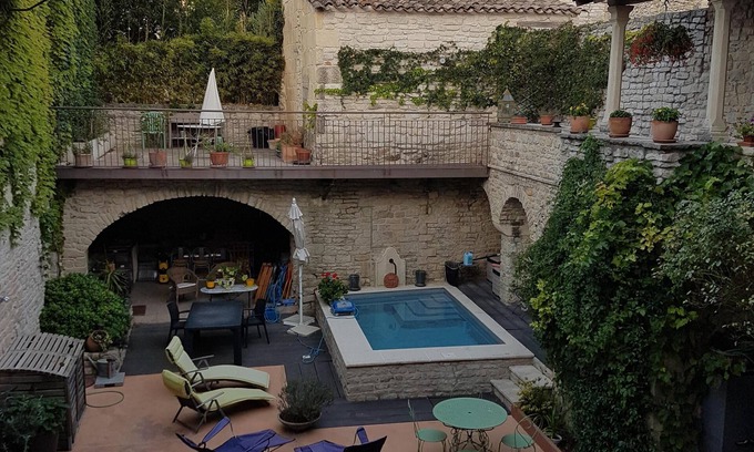 Calvisson Apartment | New apartment 120 m² remains in the seventeenth century