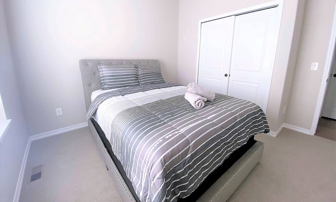 Stetson Hills House | New build 5 bed (4bedroom) & 3 bath - Peaceful