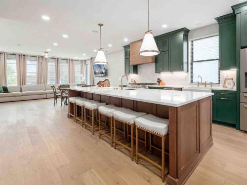 Downtown Columbus House | New Build, Downtown Views, next to NCH