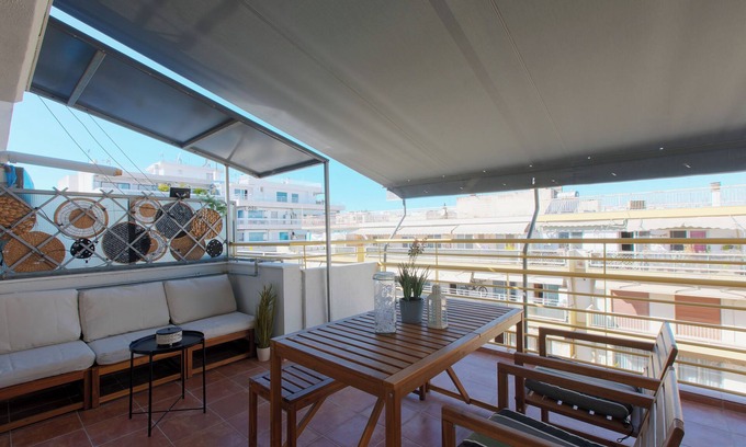 Thessaloniki Apartment | New Cozy Apt with Balcony close to Metro