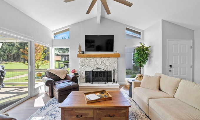 Plumas Eureka Estates House | New! Cozy Fairway Escape - Views, Fast WiFi, EV Ready