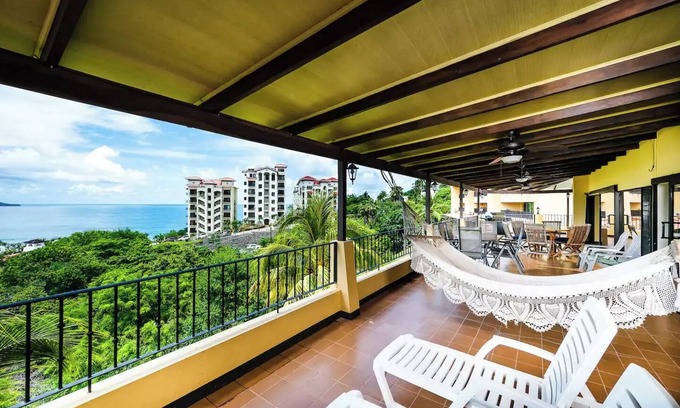 Playa Flamingo RV Rental | New Listing! LOCATION! Views! Space! ★