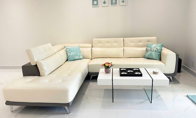 Leeward Settlement Condo | NEW LISTING: 1Bedroom Luxury Large Spacious Modern Condo close to Grace Bay