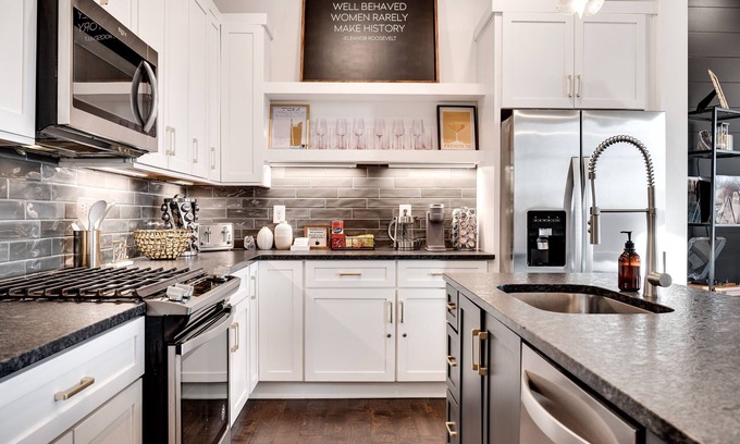 East Hill House | NEW! Nashville Vibes (4-Bedroom Townhouse) - Pets Allowed