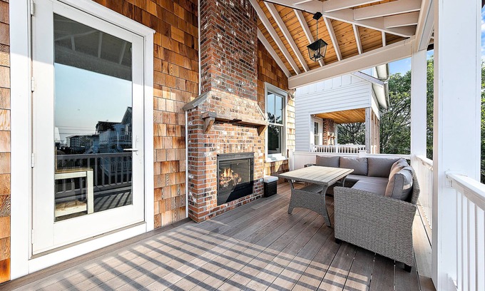 North Beach Haven House | New Oceanside 6 Bedroom Home with a Pool!