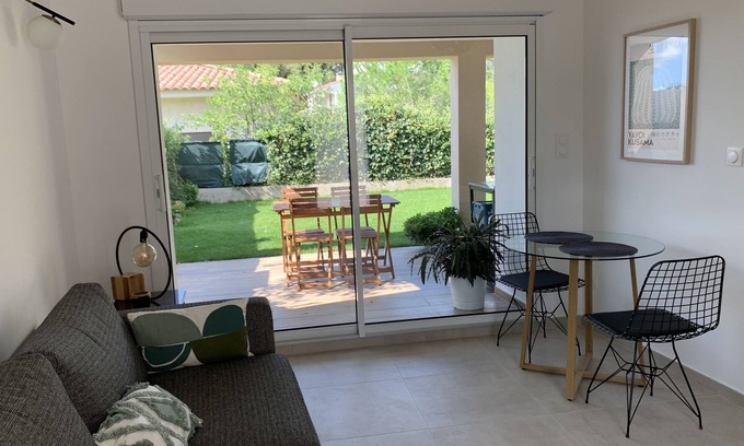 Cauro Apartment | New on Cauro! T2 fully equipped with garden