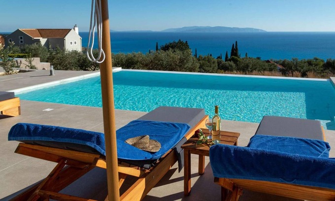 Vlachata Villa | New photos! Sea view, two bed villa, Lourdas