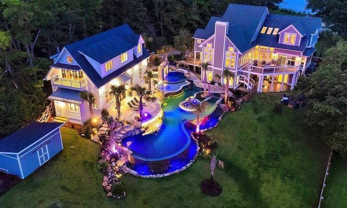 Chapin House | New Property! - Polaris Pointe on the Cove