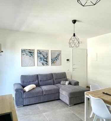 Alba Adriatica Apartment | NEW Seaside Luxury Suite 2 Camere, 2 Bagni, Box Auto Gratuito2 Bdr, 2 Bathrooms Free Indoor Parking
