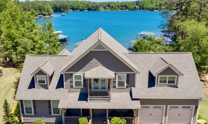 Seneca House | New to VRBO! Big water views, private dock, pool table, 15 min Clemson!