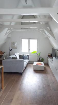 Burgwallen Nieuwe Zijde Apartment | New V