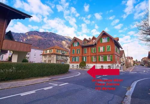 Central Interlaken Apartment | New West Station 7