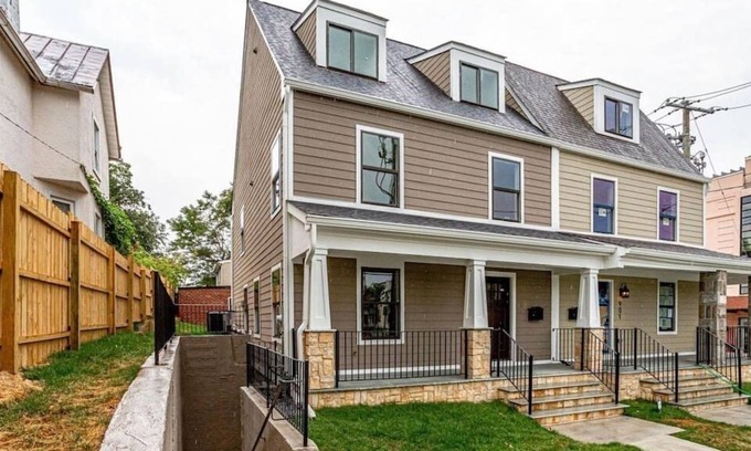 Brookland Apartment | Newly-Built! 1-BR Abode in Brookland next to METRO