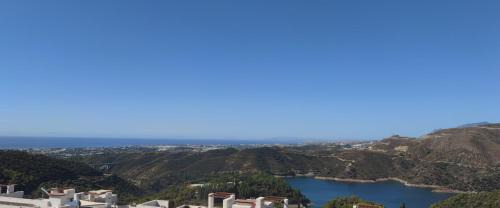 Istan House | Newly built townhouse with spectacular sea views in an idyllic setting just 15 min from Marbella