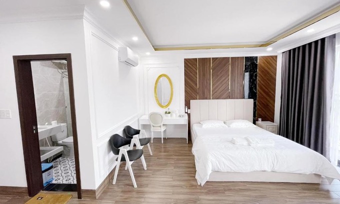 Huong Thuy Villa | Nhà Minh Homestay