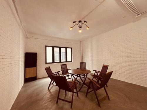 Van Giang House | nhà nguyên căn 5 tầng