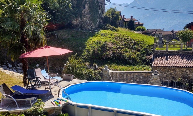 Sorico Apartment | Nice apartment for 4 people with A/C, WIFI, pool, TV, terrace and pets allowed