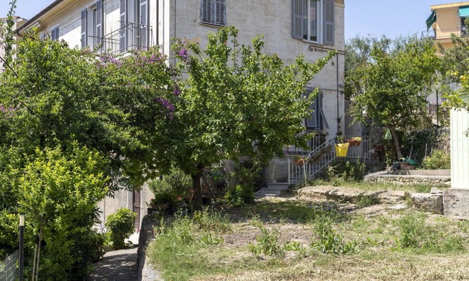 Imperia Apartment | Nice apartment for 5 guests with TV and balcony