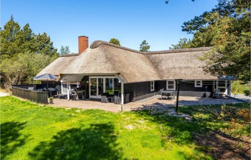Blavand Strand House | Nice Home In Blåvand With Sauna