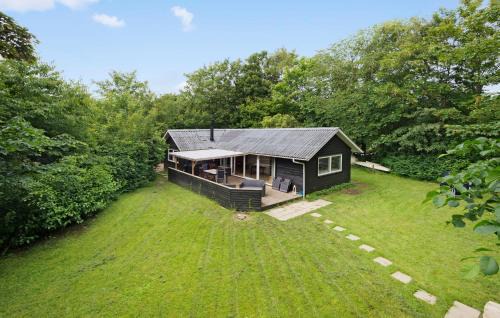 Bork Havn House | Nice Home In Hemmet With Kitchen