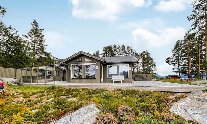 Nissedal House | Nice Home In Nissedal With Lake View