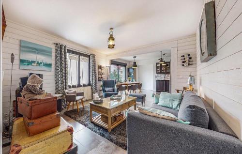 Royan House | Nice Home In Royan With Wifi