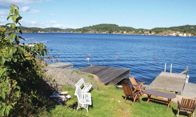 Arendal House | Nice Home In Staubø With House Sea View