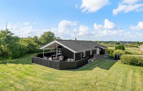 Skaven Strand House | Nice Home In Tarm With Sauna