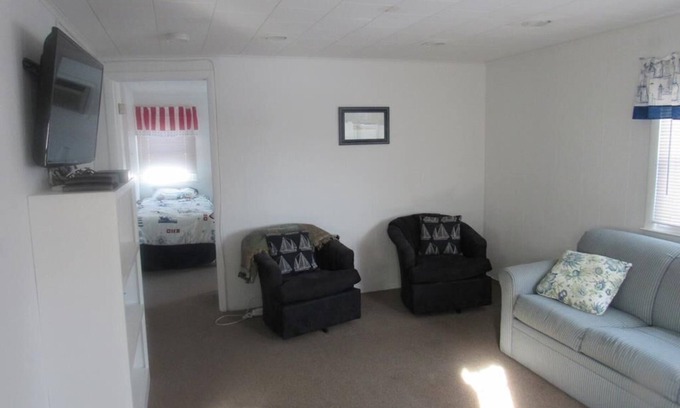 North Beach Haven Apartment | Nice Size Duplex Steps to The Beach