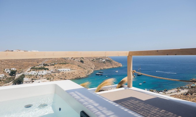 Paraga Hotel | Nimbus Lumen