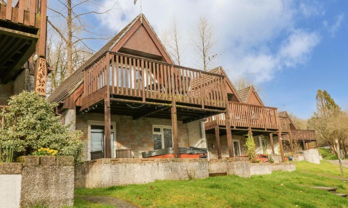 St. Ann's Chapel House | No 51 Valley Lodges
