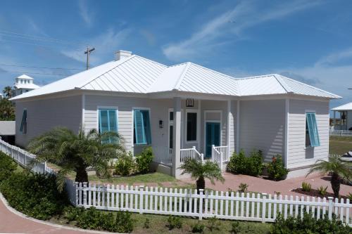 The Shores House | Nomad House at The Shores home