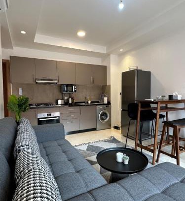 Tassoultante Apartment | Noria Golf Poolside Garden Flat