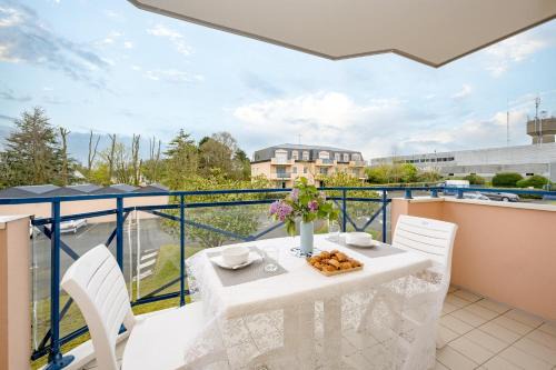 Plouha Apartment | Noz Vat - Appt pour 2 avec balcon