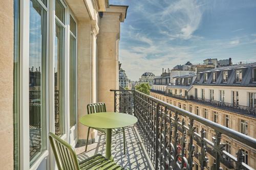 Champs-Elysees Apartment | Numa Paris Champs-Élysées