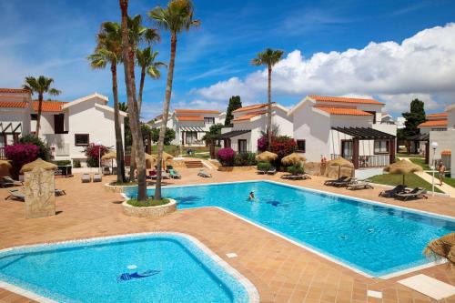 Cala'n Bosch Apartment | Nuramar Aparthotel