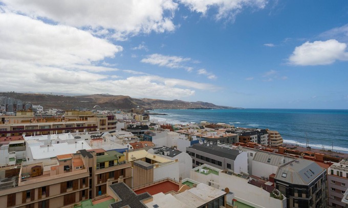 Las Palmas de Gran Canaria Ski Chalet | Ocean Sunset Suite Las Canteras