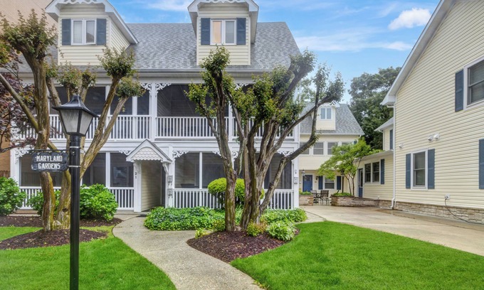 Rehoboth Beach Apartment | Ocean Block Condo on Maryland Avenue