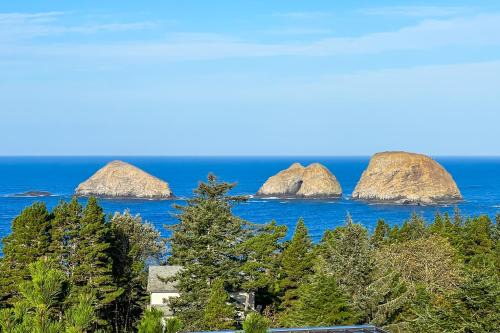 Oceanside House | Ocean Crest Views