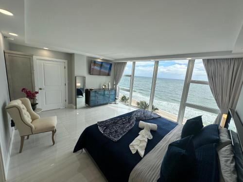 Galt Mile Apartment | Ocean Front on Fort Lauderdale Beach 2 br Condo Apartment